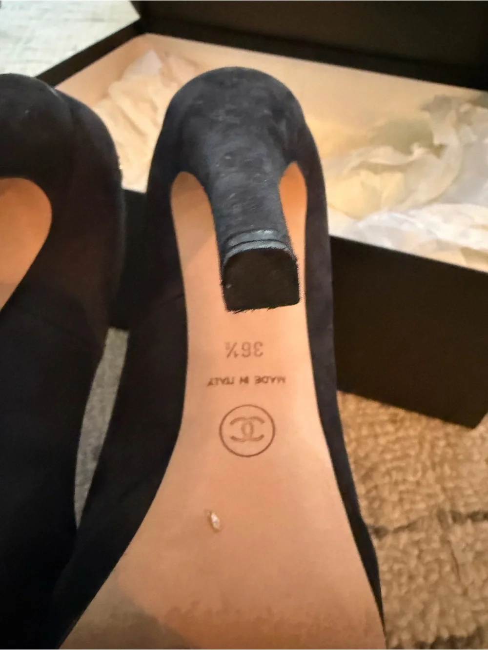 CHANEL Black Suede Classic Pump with Signature CC worn 1x Box included! EUC! - Picture 10 of 13